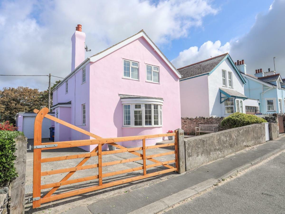 The Pink House Villa Rhosneigr Exterior photo